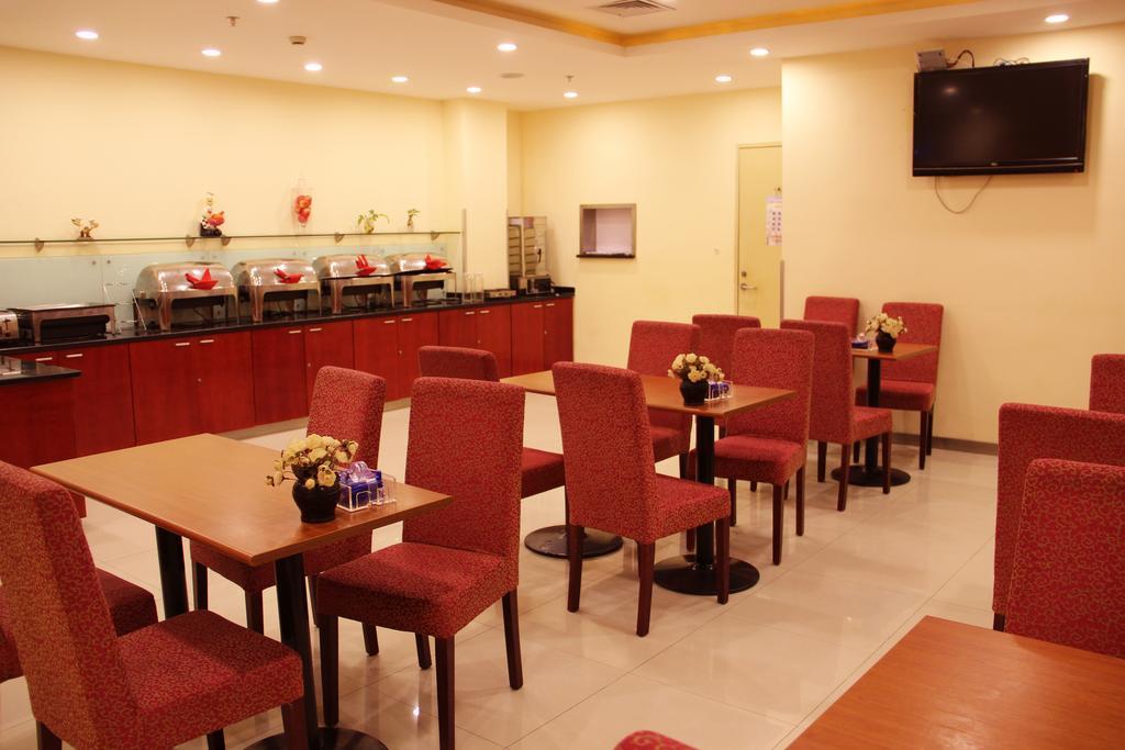 Hanting Express Dalian Xinghai Park Bagian luar foto