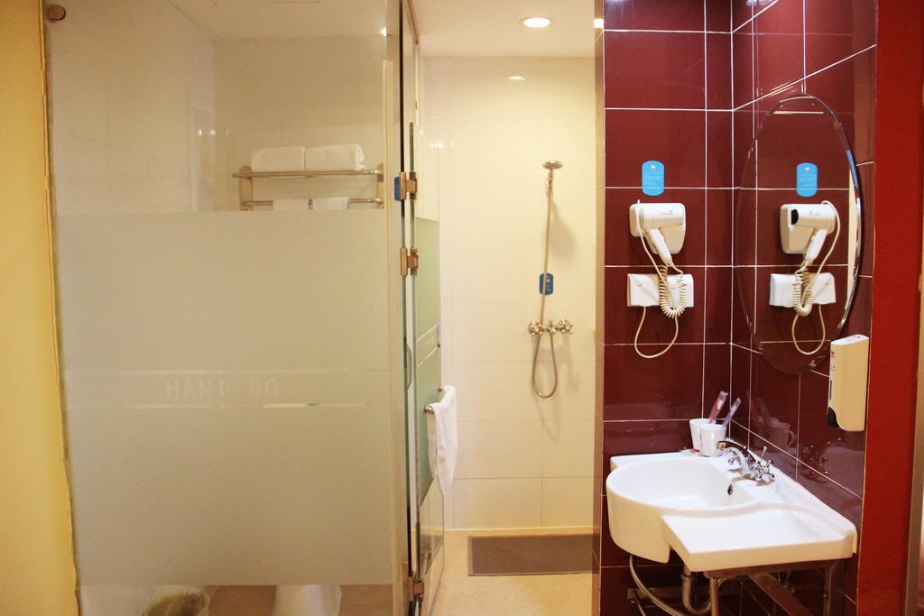 Hanting Express Dalian Xinghai Park Bagian luar foto